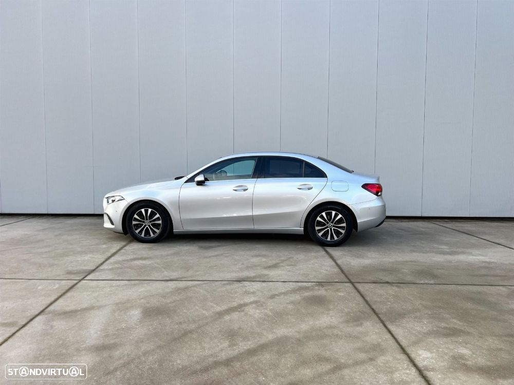 Mercedes-Benz A 180 Limousine d Business Solutions Aut. - 9