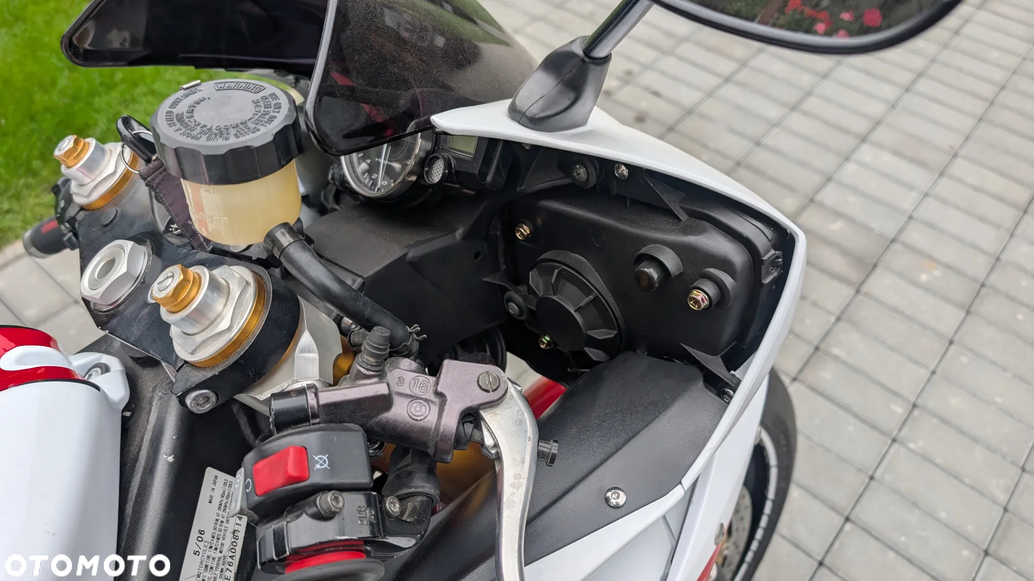 Yamaha R6 - 14