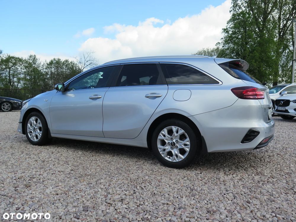 Kia Ceed 1.5 T-GDI M - 4
