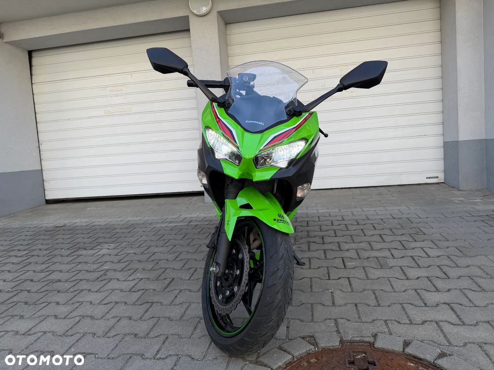 Kawasaki Ninja 400 - 3