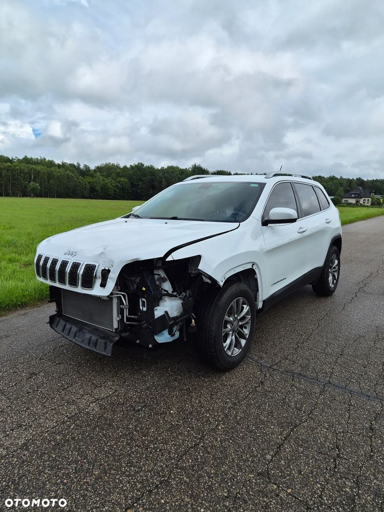 Jeep Cherokee - 1