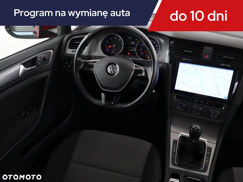 Volkswagen Golf - 9