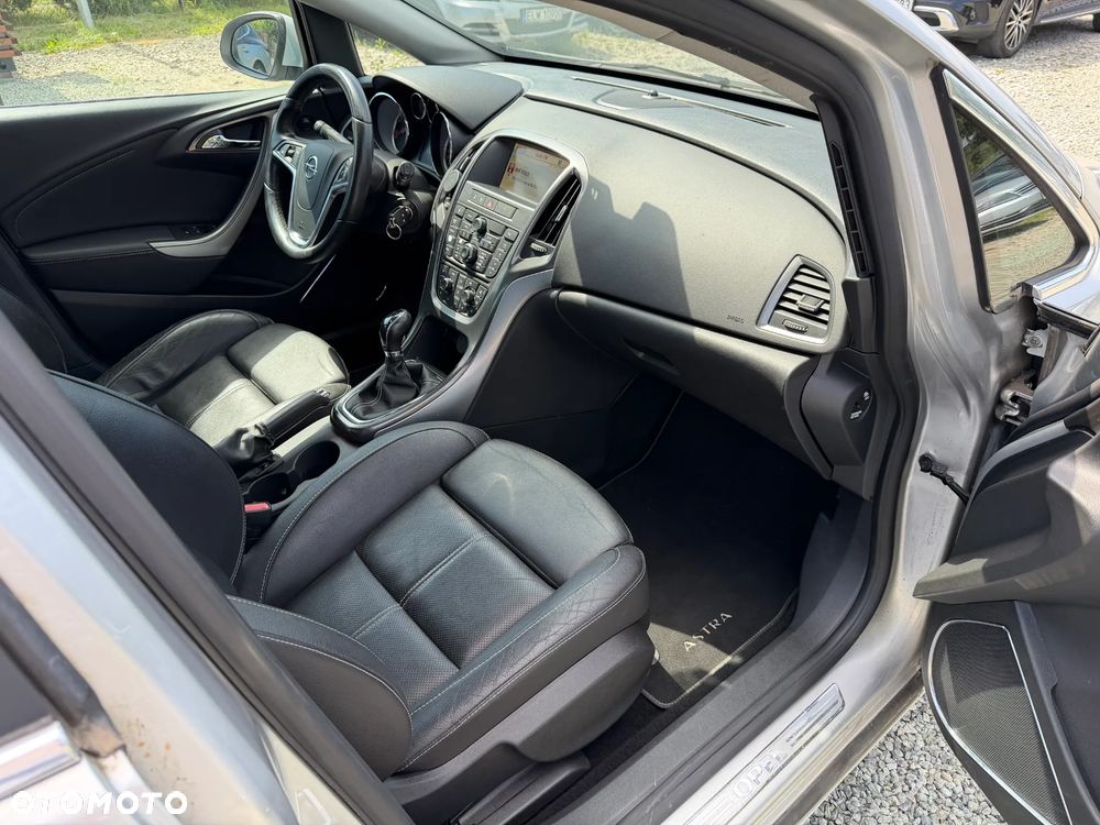 Opel Astra 1.4 Turbo Innovation - 23