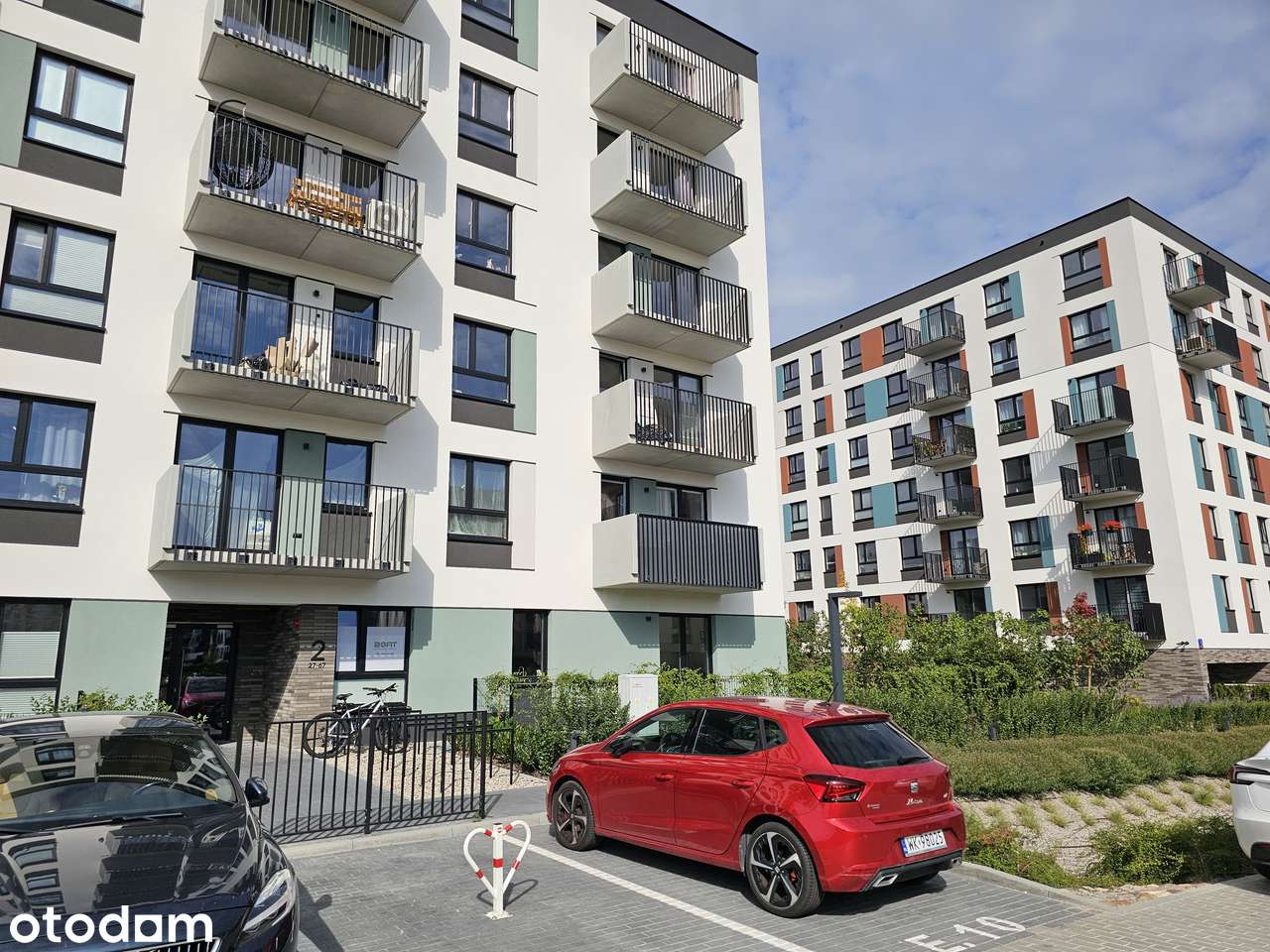 Nowe 33m Premium | 2 Pokoje | Klimatyzacja | Metro 150m | Duże Szafy