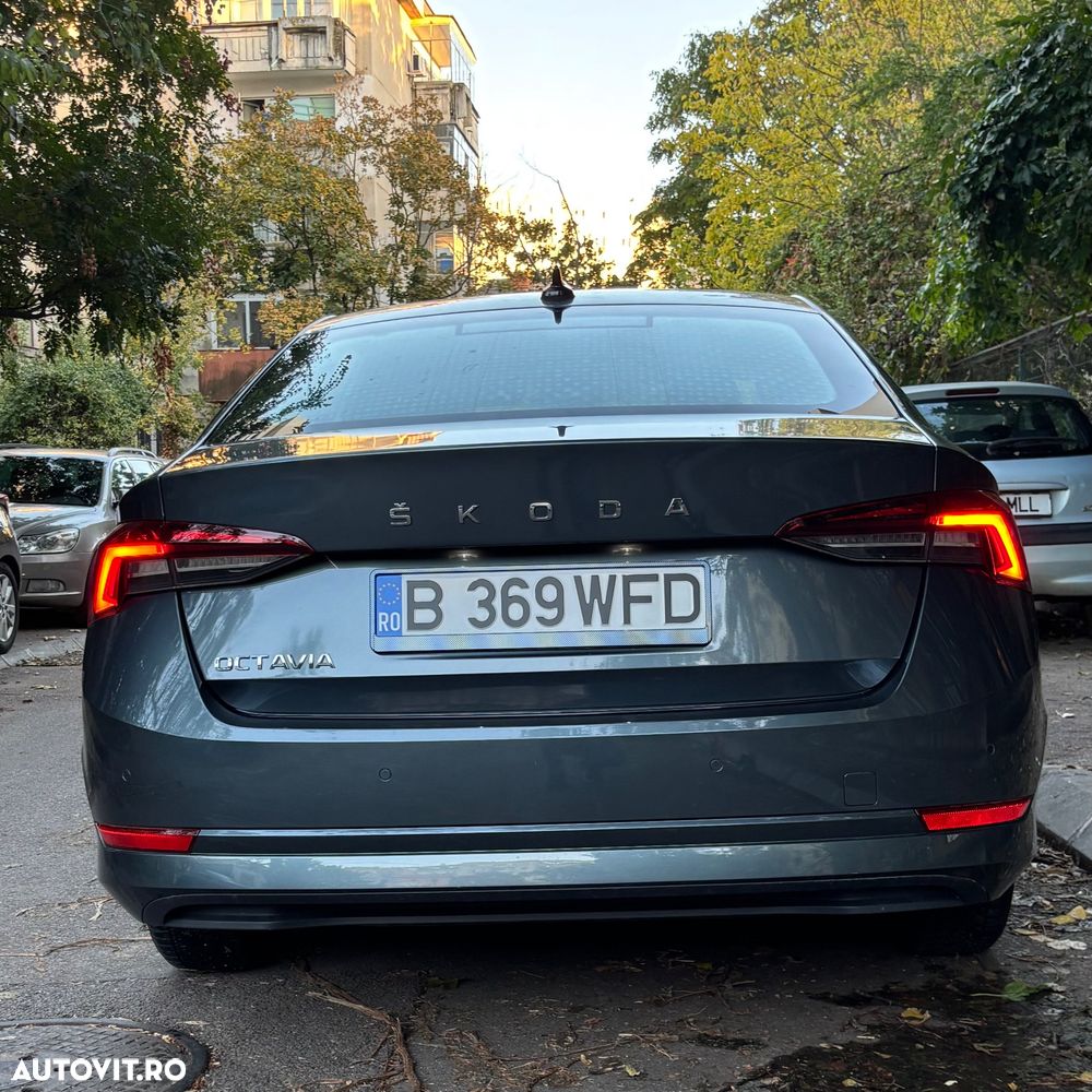 Skoda Octavia 2.0 TDI DSG Style - 2