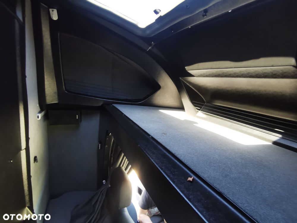 Mercedes-Benz SPRINTER - 11