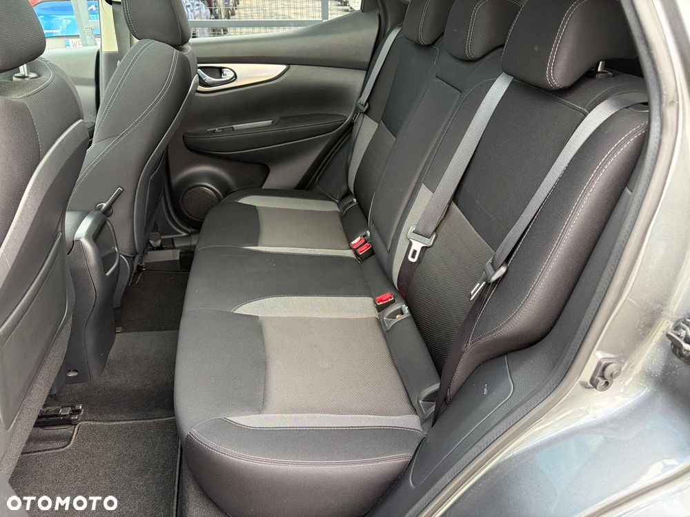 Nissan Qashqai 1.6 DIG-T N-Connecta - 11