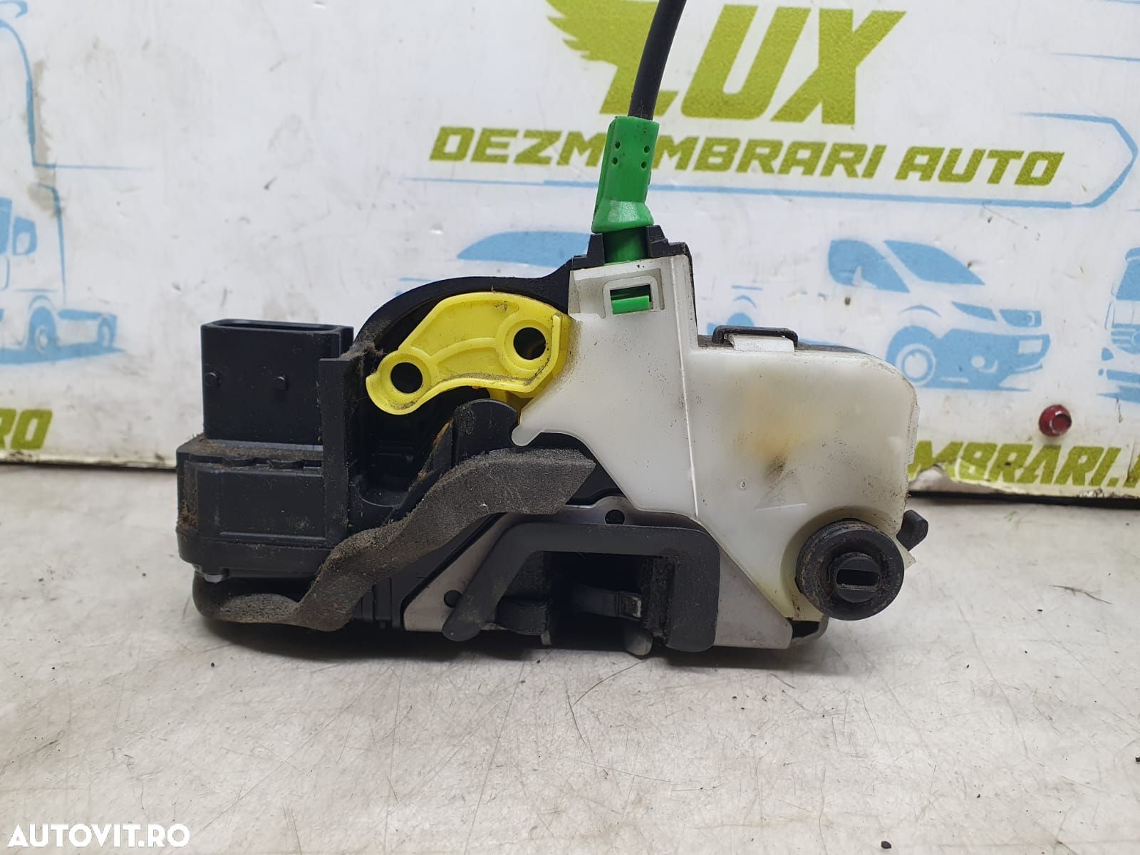 Grila ventilatie bord 13321922 Opel Insignia A [2008 - 2014] 2.0 cdti - 1