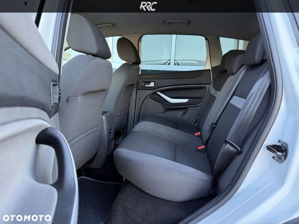 Ford Kuga 2.0 TDCi Titanium - 26