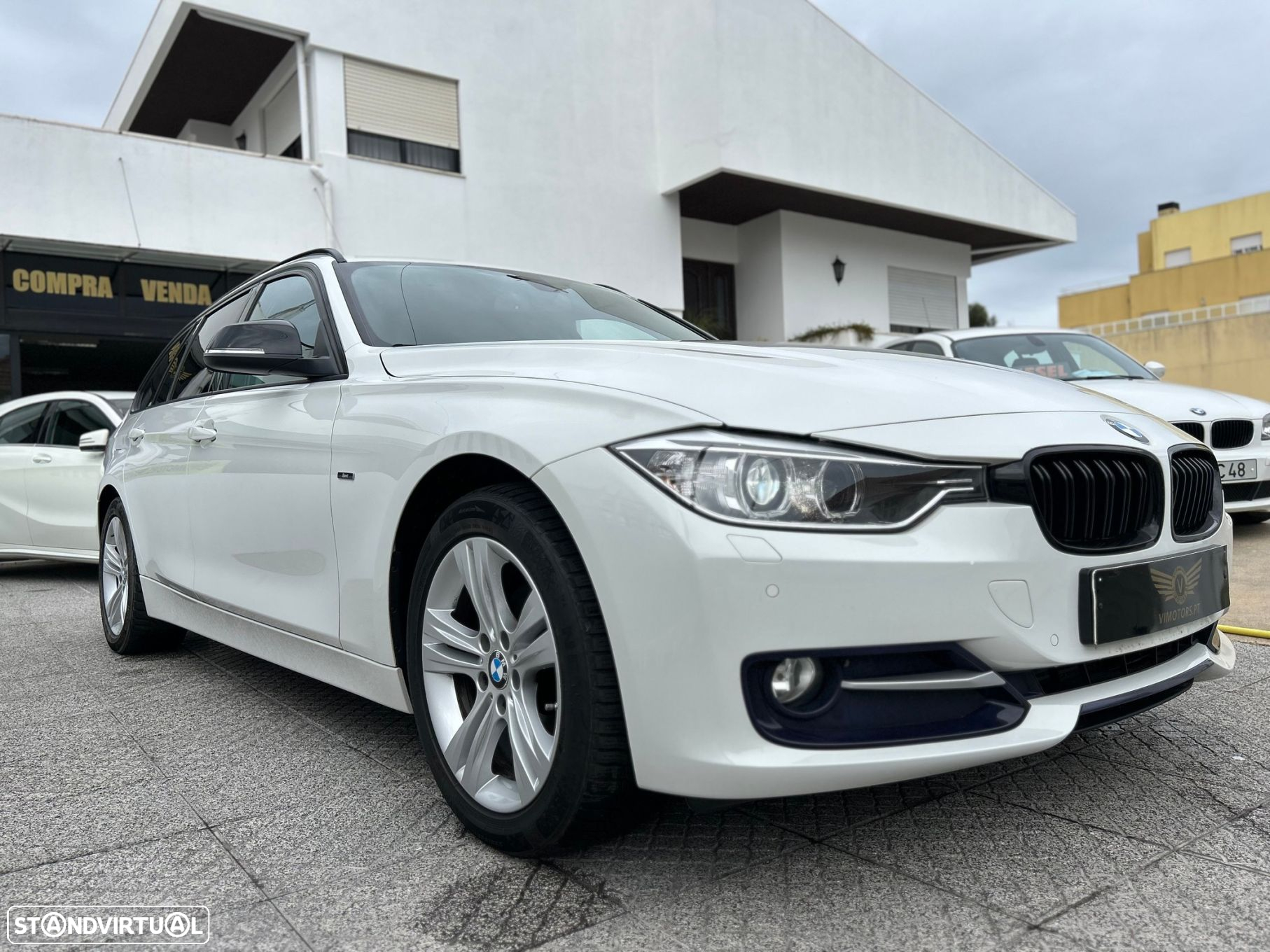 BMW 318 d Touring Line Sport - 4