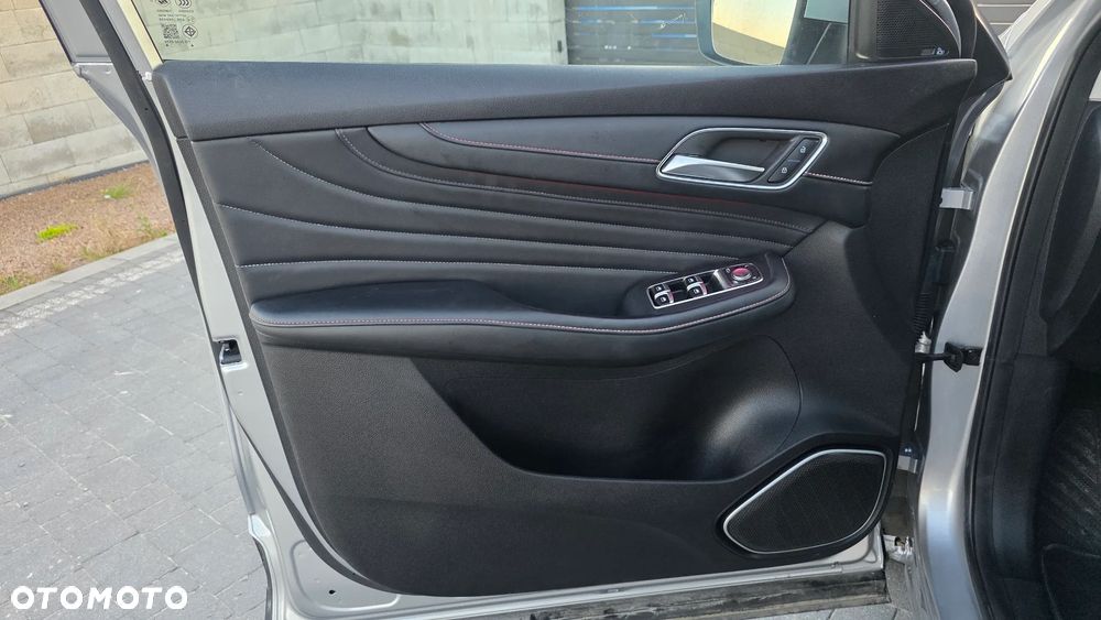 MG HS PHEV Luxury - 18
