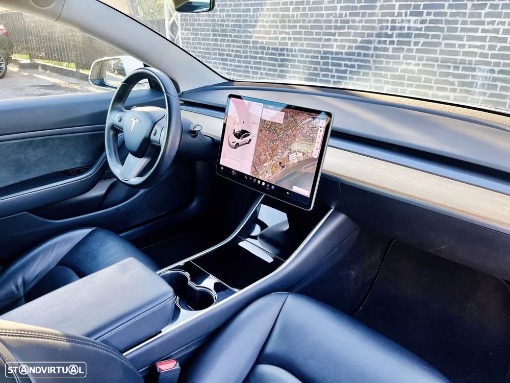 Tesla Model 3 Standard Range Plus RWD - 2
