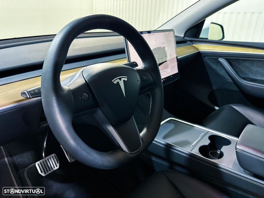 Tesla Model Y Standard - 19