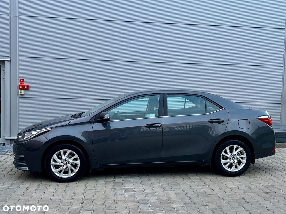Toyota Corolla 1.6 Comfort - 4