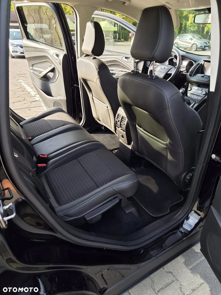 Ford Kuga - 14