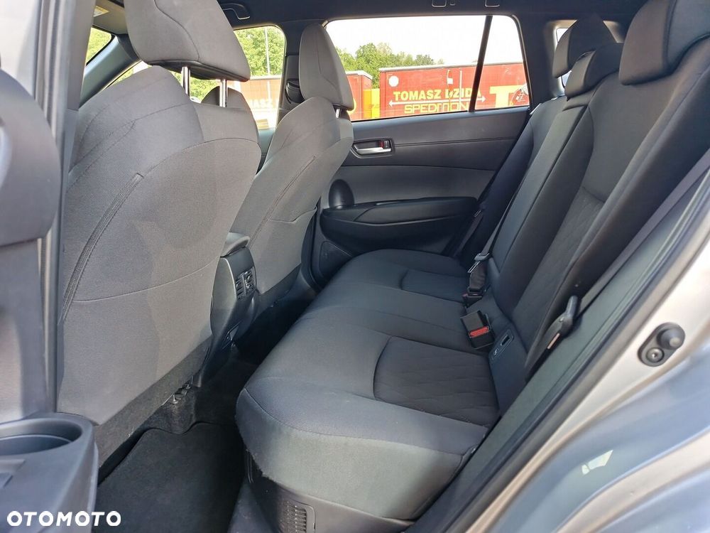 Toyota Corolla Cross - 11