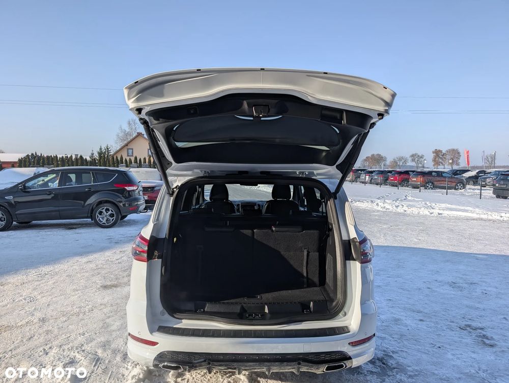 Ford S-Max 2.0 EcoBlue Twin-Turbo ST-Line - 36