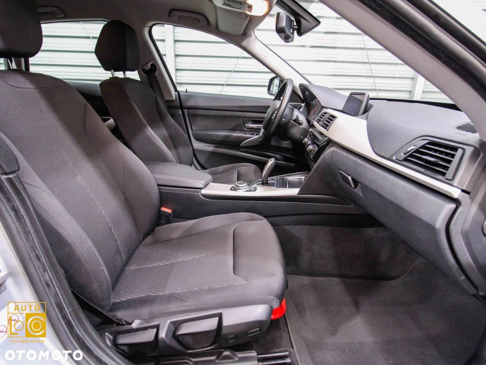 BMW 3GT 318d Business Edition - 10