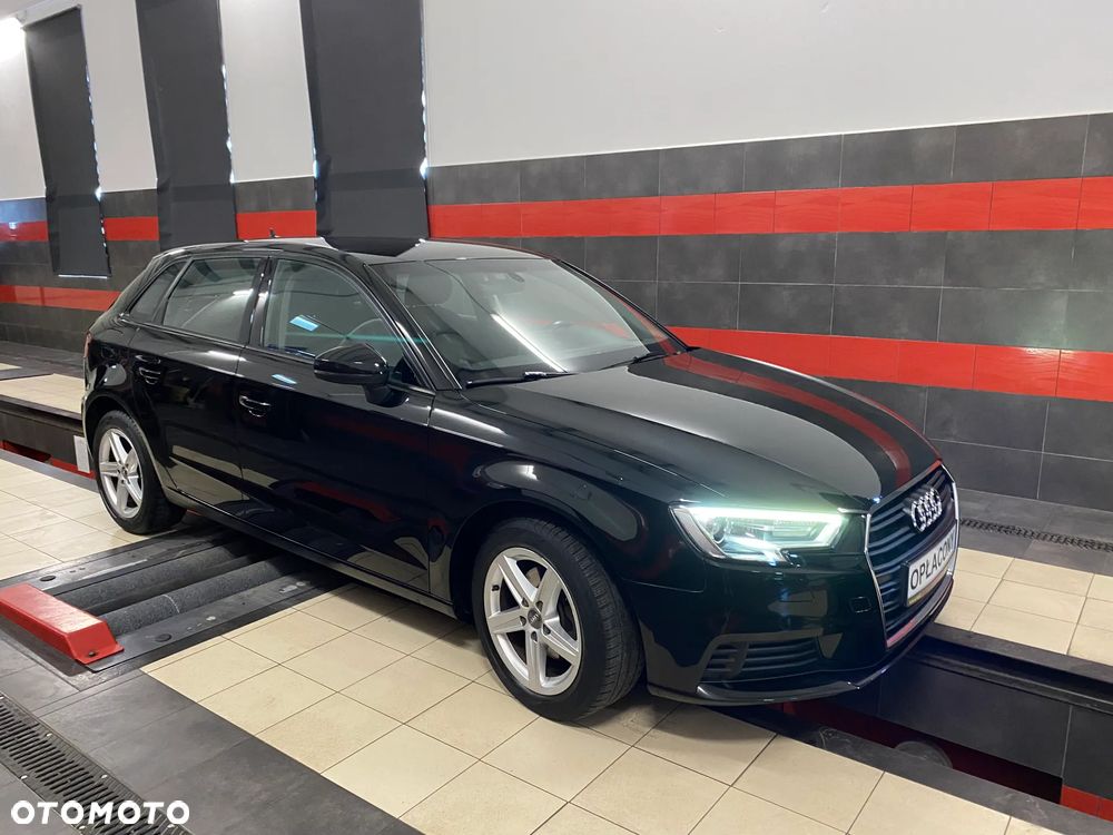 Audi A3 1.6 TDI Sportback - 5