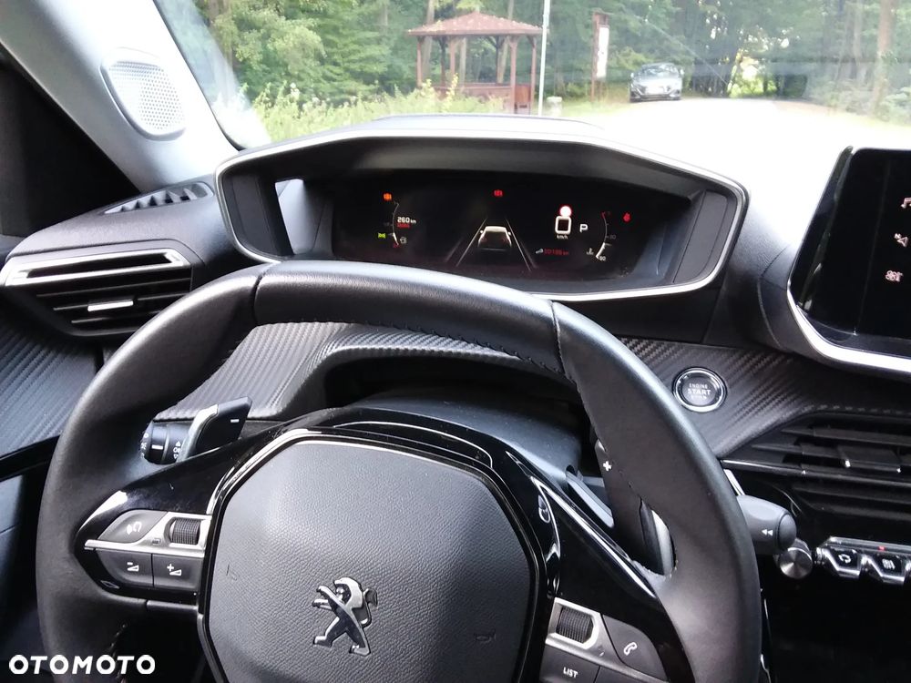 Peugeot 2008 1.5 BlueHDi Allure Pack S&S EAT8 - 13