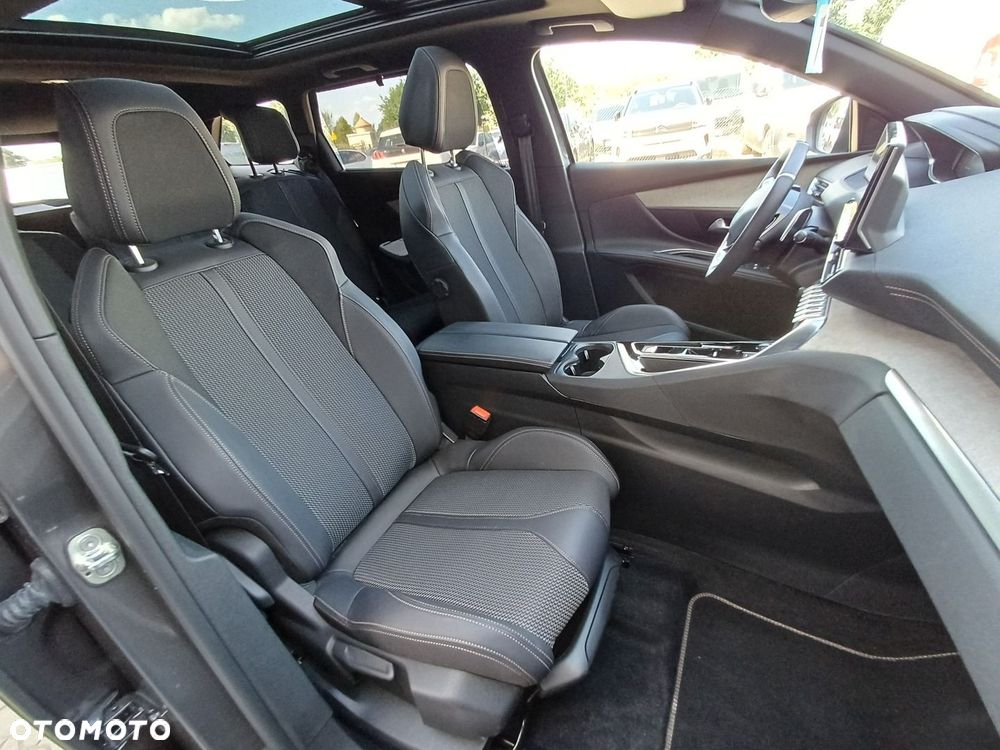 Peugeot 5008 1.2 PureTech mHEV GT S&S e-DCS6 - 15