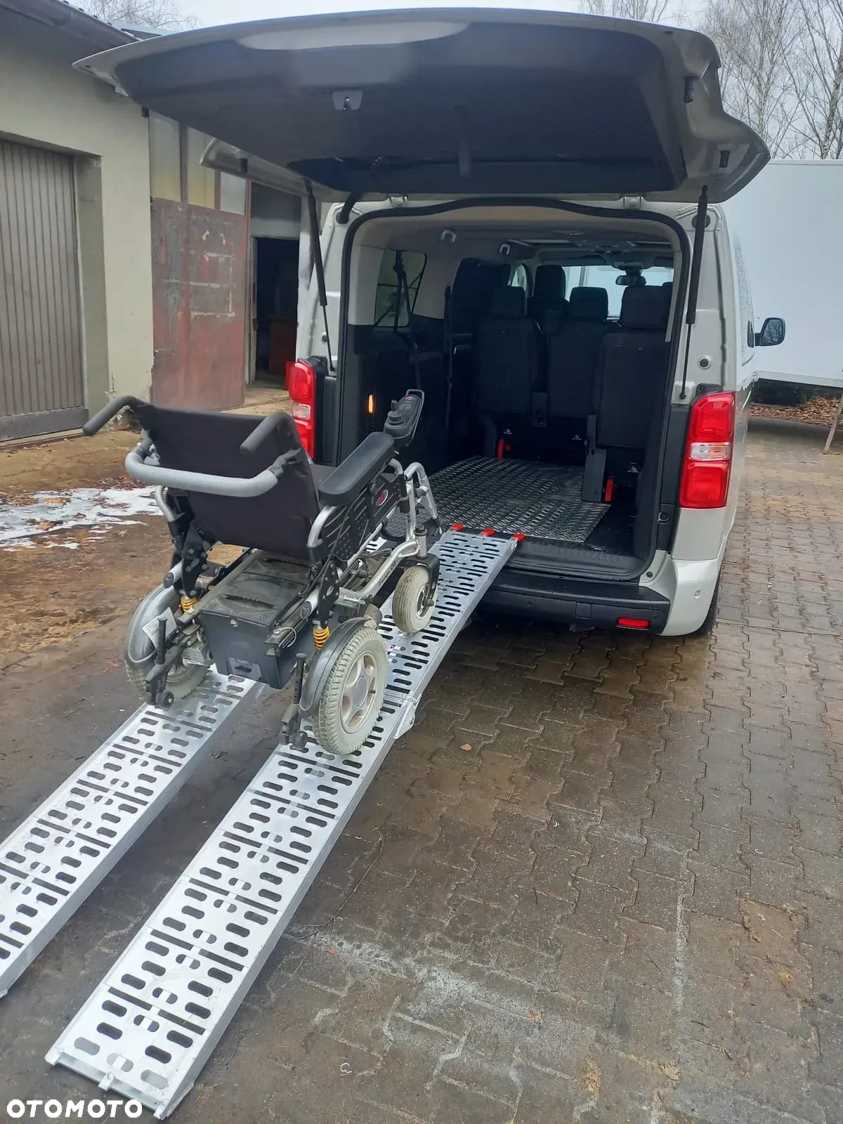 Toyota Proace Verso 2.0 D4-D Long VIP - 29