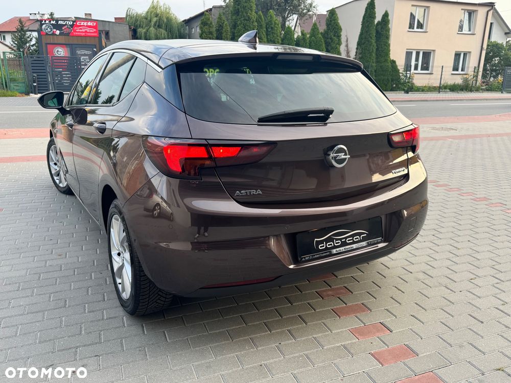 Opel Astra 1.4 Turbo Innovation - 18
