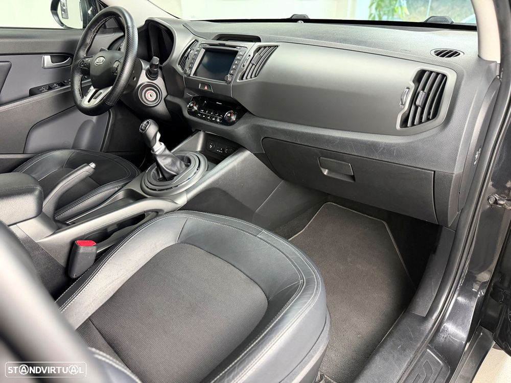 Kia Sportage 1.7 CRDI ISG Prime - 25