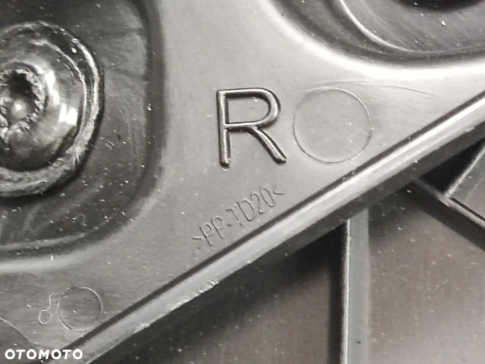 KIA PRO CEED od 2021r Poszycie Klapy Bagażnika Prawe - 4
