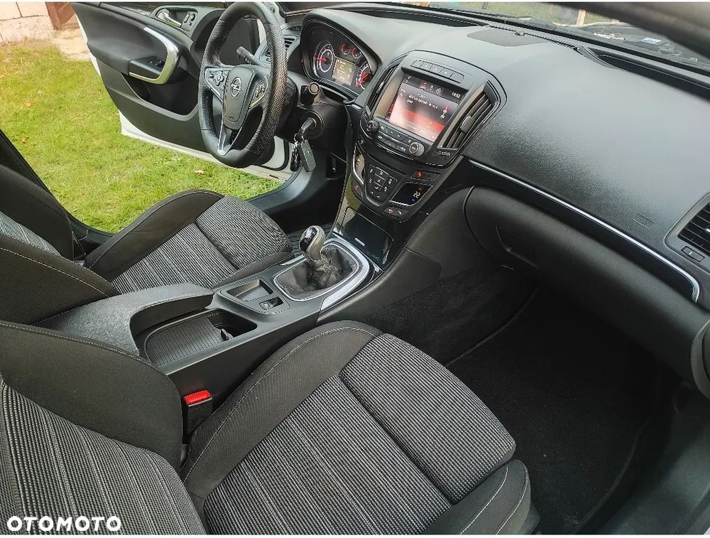 Opel Insignia 2.0 CDTI Cosmo S&S - 10