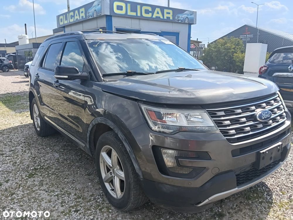 Ford Explorer - 7