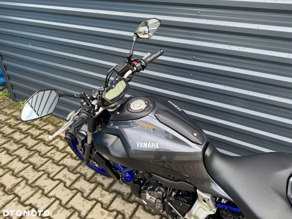 Yamaha MT - 9