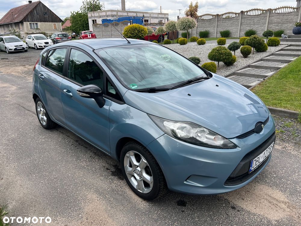 Ford Fiesta 1.25 Champions Edition - 13