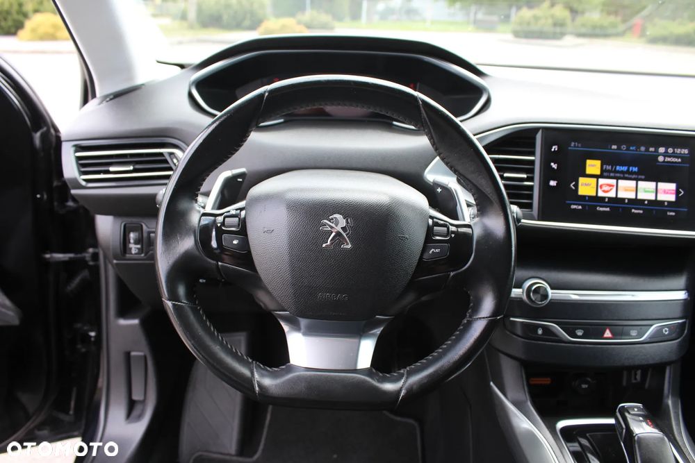 Peugeot 308 BlueHDi 130 EAT8 Stop & Start Allure Pack - 20