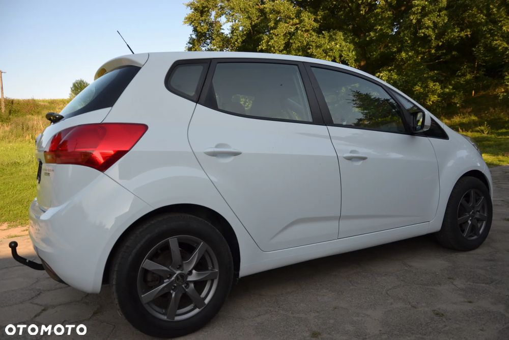Kia Venga 1.6 CVVT ISG Dream Team Edition - 14