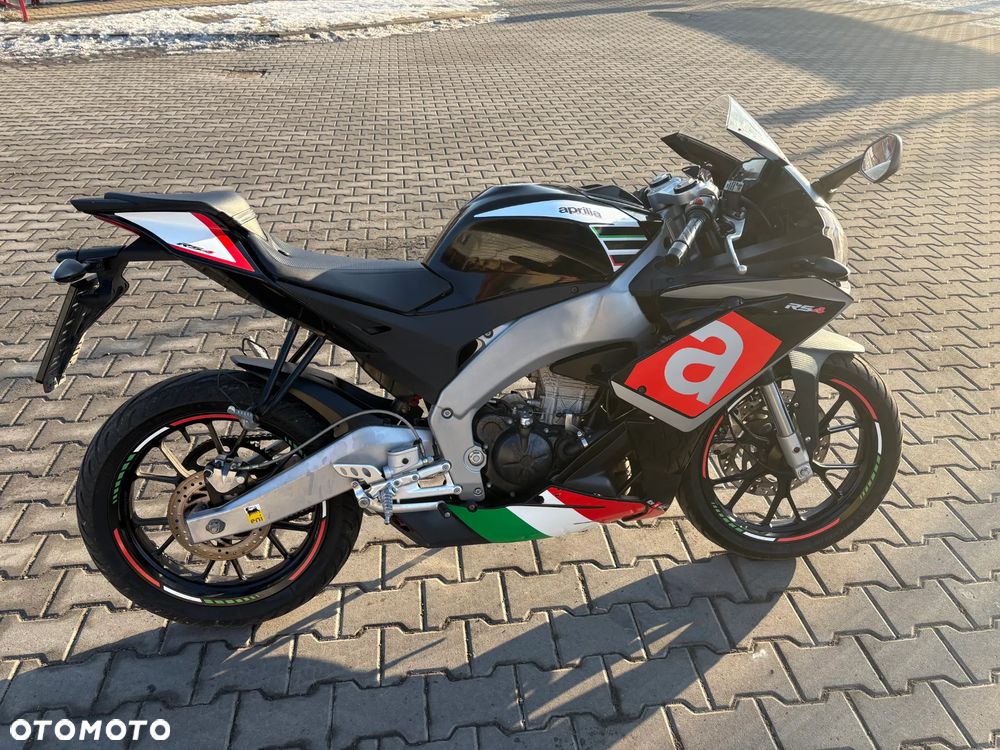 Aprilia RS - 9