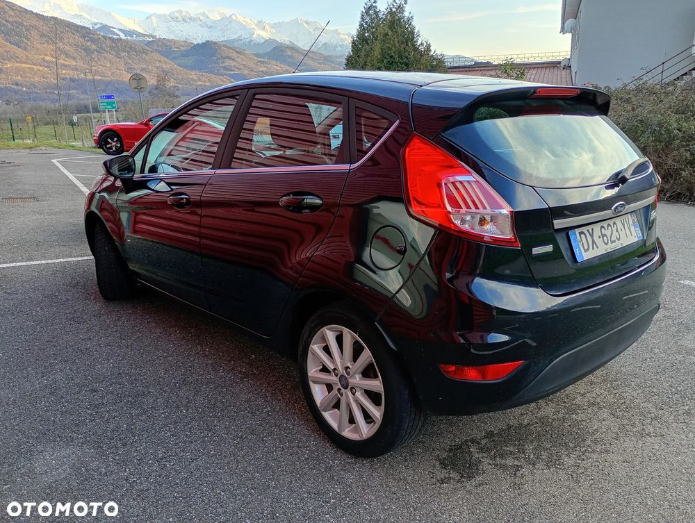 Ford Fiesta - 2