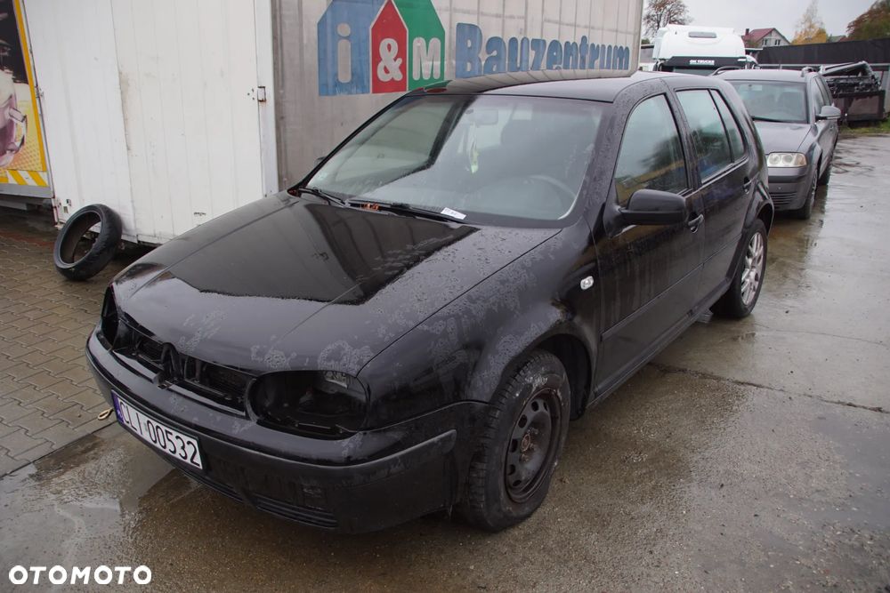 Auto na części - Volkswagen Golf IV 1.6 8V 101 KM AKL DLP L041 1997R Silnik Skrzynia Drzwi Maska Klapa Zderzak Błotnik Lusterko Klamka Lampa Deska Kokpit Sterownik Moduł Czujnik Kierownica - 1