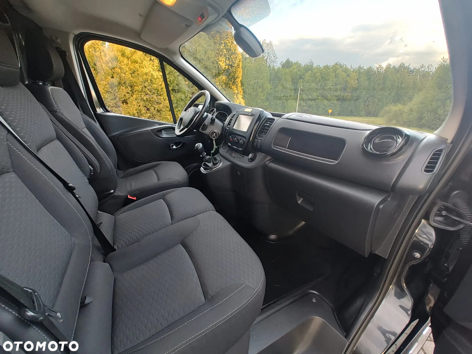 Opel Vivaro - 19