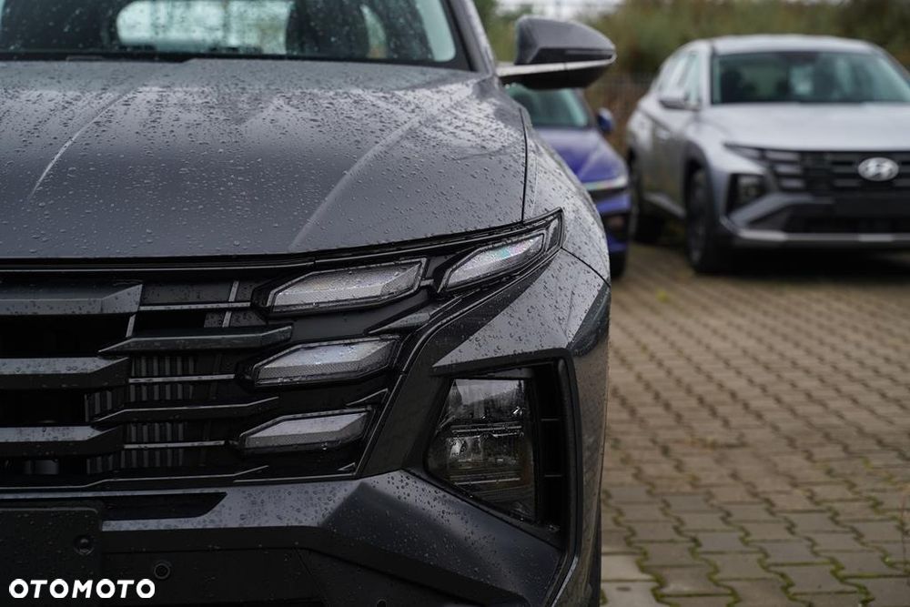 Hyundai Tucson 1.6 T-GDi HEV Modern 2WD - 27