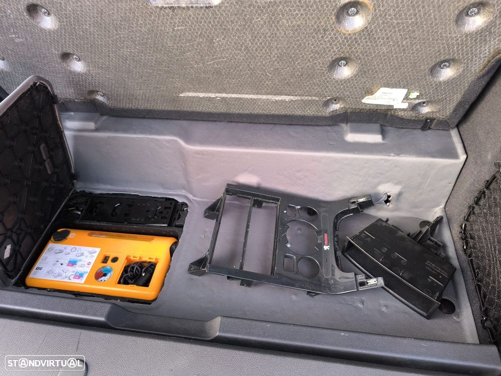 Peugeot 3008 2.0 HDi Hybrid4 - 60