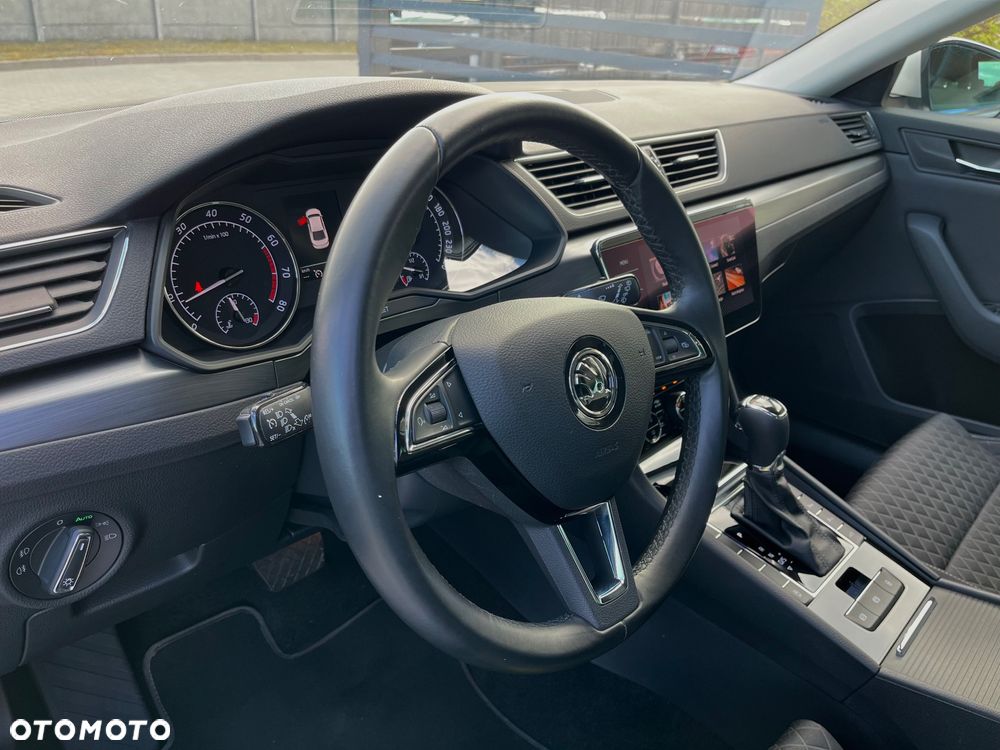 Skoda Superb 1.5 TSI ACT DSG Ambition - 10