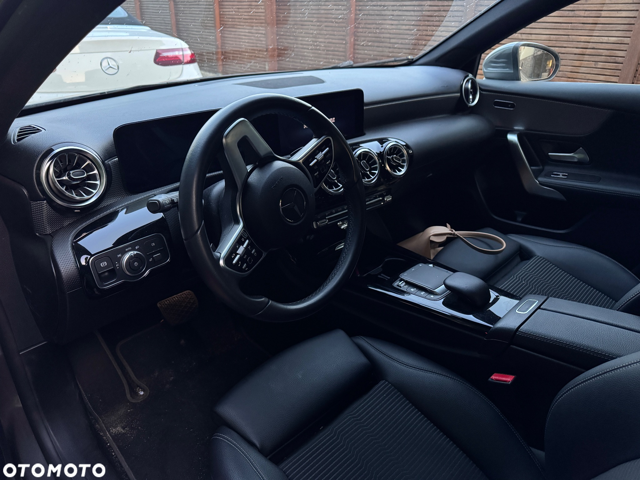 Mercedes-Benz Klasa A 250 e 8G-DCT AMG Line Advanced - 3
