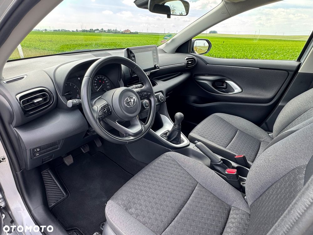 Toyota Yaris - 23