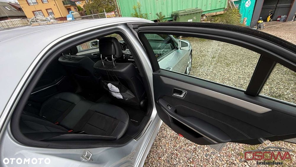 Mercedes-Benz Klasa E 250 BlueTEC 4-Matic Avantgarde - 26