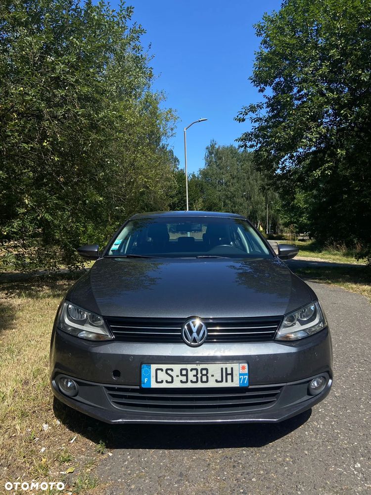 Volkswagen Jetta - 15