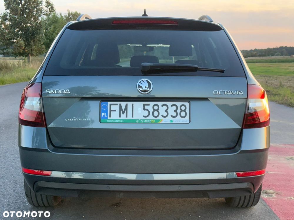 Skoda Octavia 1.6 TDI DSG Soleil - 35