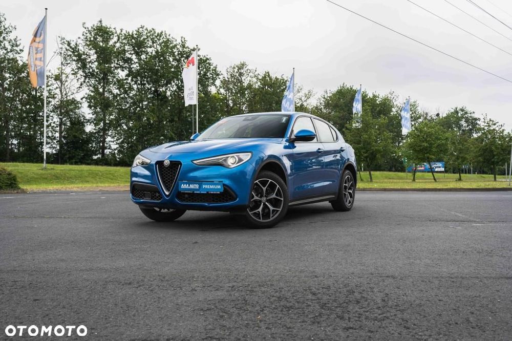 Alfa Romeo Stelvio - 4