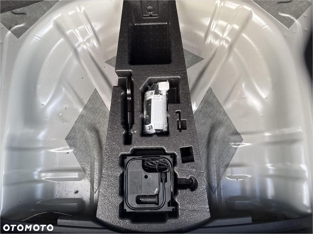 Skoda Karoq 1.5 TSI ACT Style DSG - 19