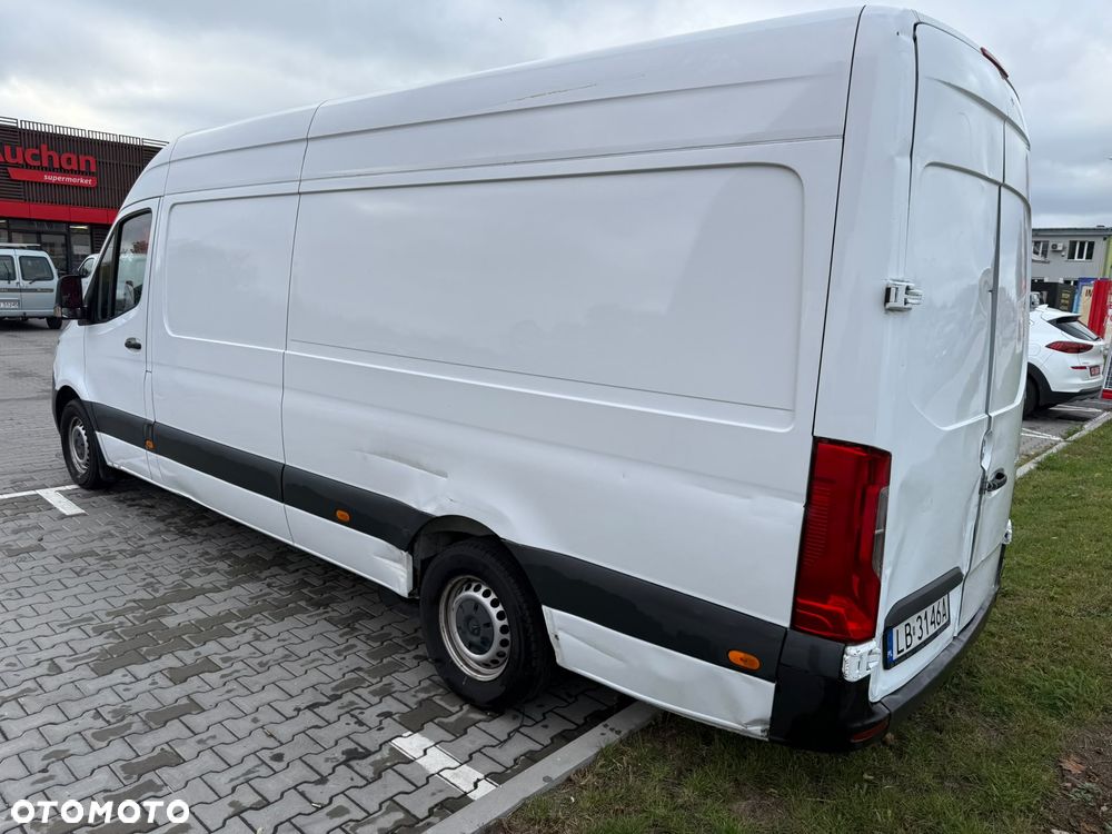 Mercedes-Benz Sprinter - 8